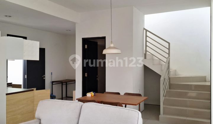 Dijual Rumah Modern Di Lakarsantri De Casa Surabaya Barat 2