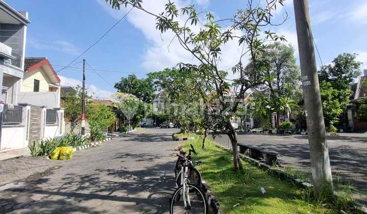 Dijual Rumah Wiyung Surabaya Modern Minimalis Permata Safira Lidah Kulon 2