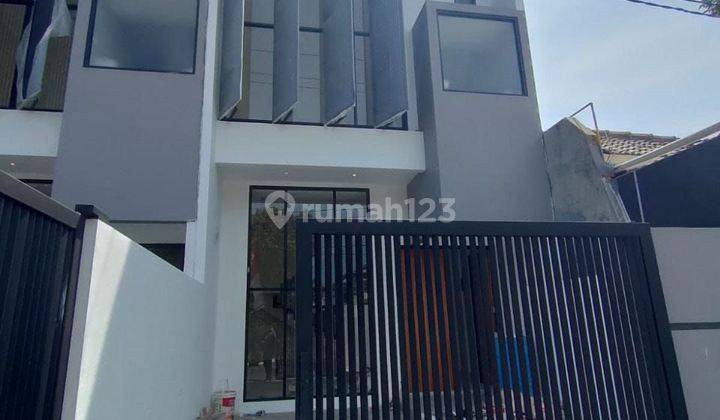 Rumah Baru Rungkut Asri Tengah Surabaya Timur  1