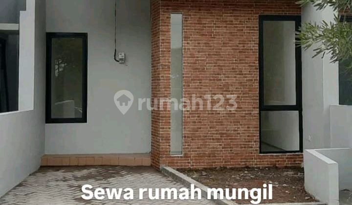 For Rent Minimalist House in Kepatihan Menganti Gresik Near West Surabaya 1