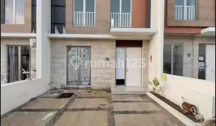 Affordable Modern Houses In Greenland Residence Menganti Near Wiyung