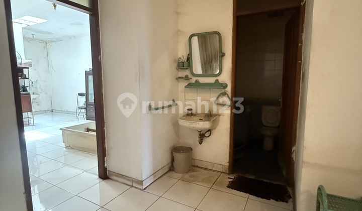 Jual. Rumah Taman Lingkar Selatan 2