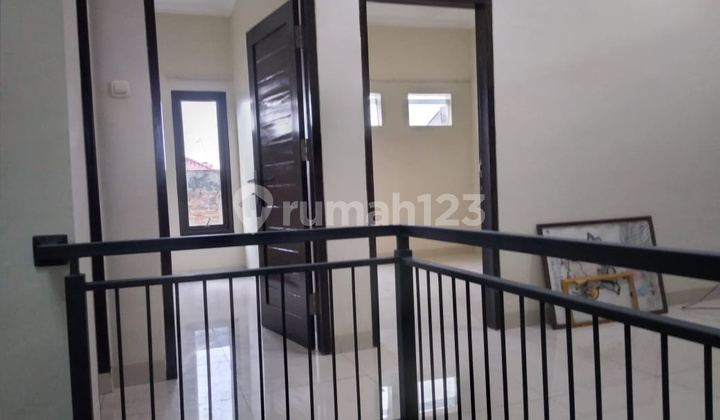  Rumah Unfurnished SHM - Sertifikat Hak Milik di Sarijadi, Sarijadi Bagus 2