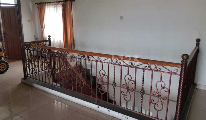 For Rent Large Tci House - 6 Bedrooms, 400 M² Building 2