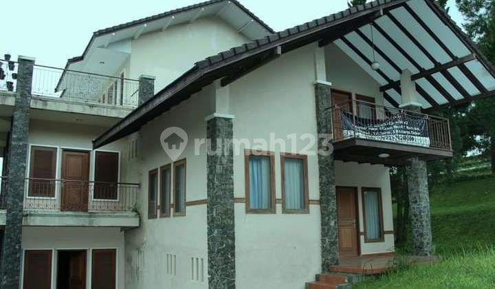 Dijual Villa Di Istana Bunga Lembang – Lt 525 Lb 300, 3+1 Kt, Shm