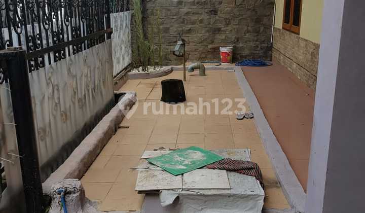 Disewakan Rumah Luas Tci - 6 Kamar Tidur, Bangunan 400 M²