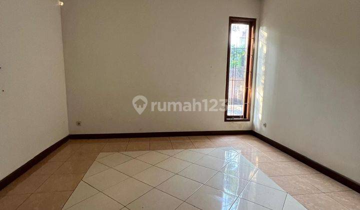 Rumah 2 Lantai Bagus Setra Sari Bandung 2