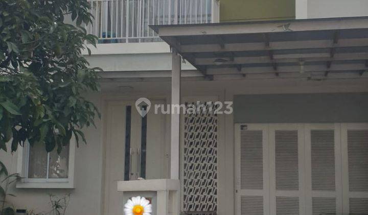 Rumah Semi Furnished di Summarecon
, Gede Bage 1