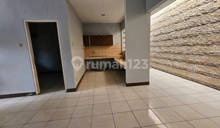 Disewakan Rumah Kota Baru Parahyangan – Cluster Banyak Sumba, 3 Kt 2