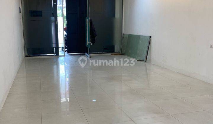 Ruko 3 Lantai Siap Pakai Jalan Utama Pasirkaliki 1