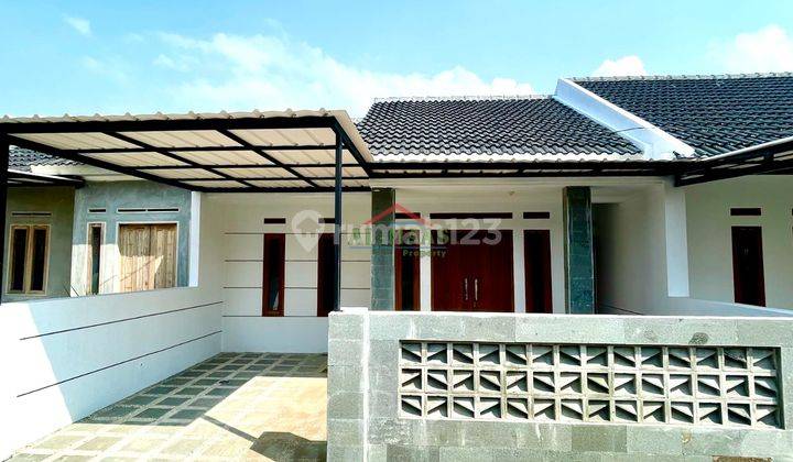 Rumah minimalis lantai 1 di bandung  2