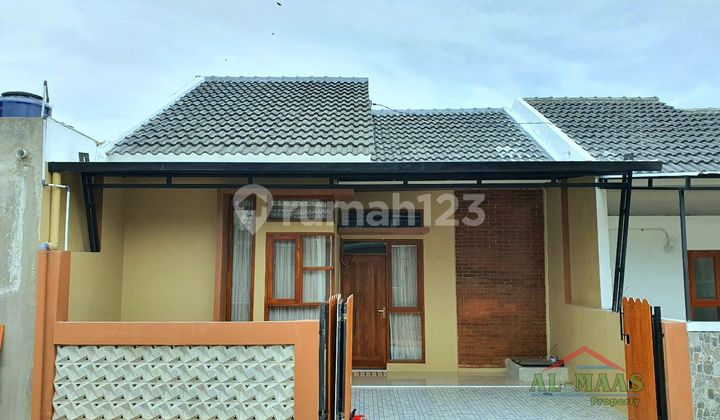 Rumah minimalis lantai 1 di bandung  1