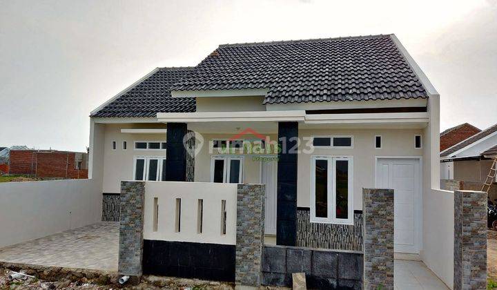 Rumah minimalis lantai 1 di bandung