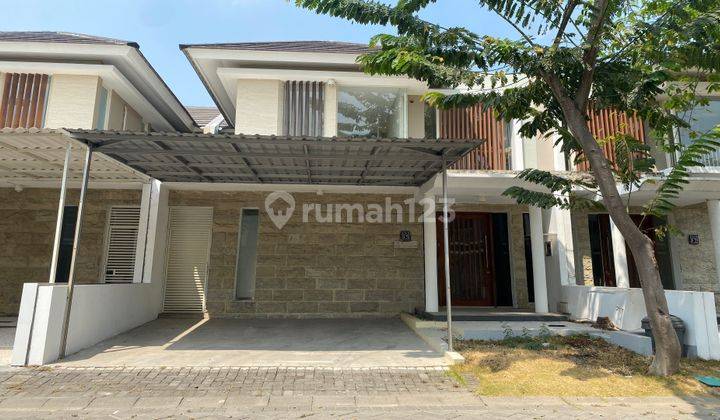 Rumah Bagus Siap Huni Greenlake Citraland, Wiyung Surabaya 1