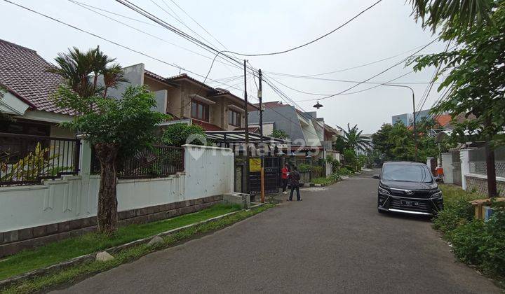 Rumah Bagus Bisa Buat Kantor Dekat Public Area Margorejo Surabay 2