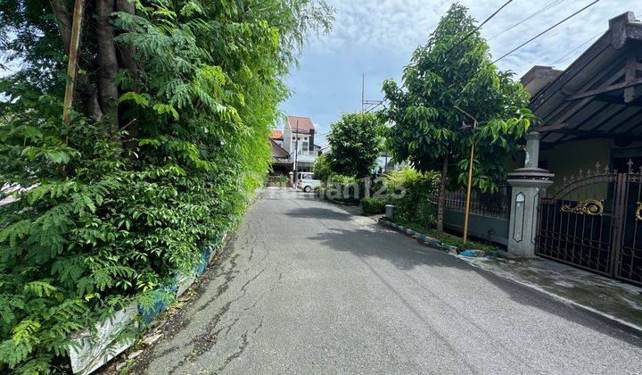 Rumah Menanggal Minimalis Asri Dekat Masjid Al Akbar Gayungan 2