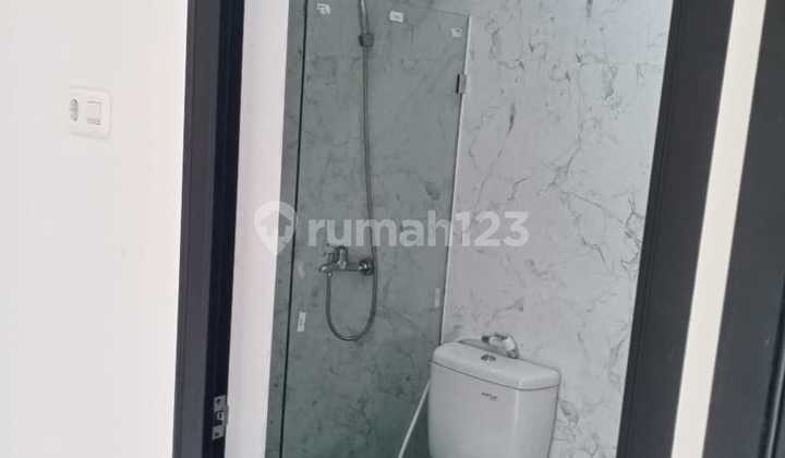 New House For Sale Ready to Occupy Location Tenggilis Mejoyo 2
