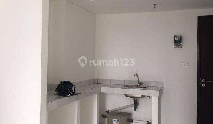 Dijual Murah Unit Baru  Apartemen Unfurnished Di Apartemen Casa De Parco Type  1 Kamar Tidur. Harga Terbaik Di Tower Gardenia. Lokasi Dekat Ke Aeon, Prasetya Mulya, Atmajaya 2