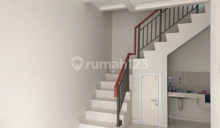 DISEWAKAN Rumah 2 lantai di CLUSTER ARCADIA GADING SERPONG Lokasi strategis 2