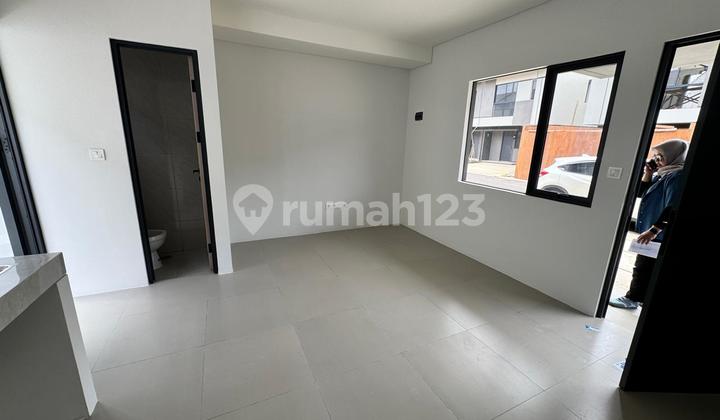 Rumah 2 Lantai di Park Serpong Siap Huni 2