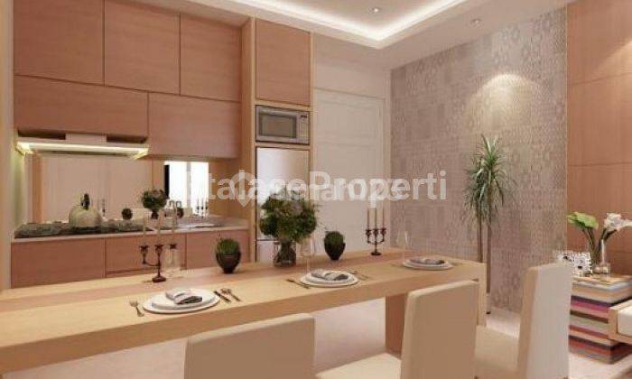 Apartment Pakuwon Indah Furnish Lengkap View Pool Di La Ritz Mansion 2