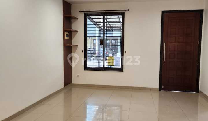 Nice House in Palmyra Cluster, Tangerang 2