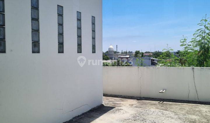 Dijual, Ruko Hadap Jalan Raya di Grand Boulevard, Citra Raya 2