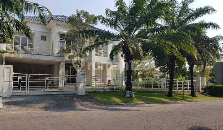 Rumah Elite Dian Istana Park Avenue Surabaya Barat