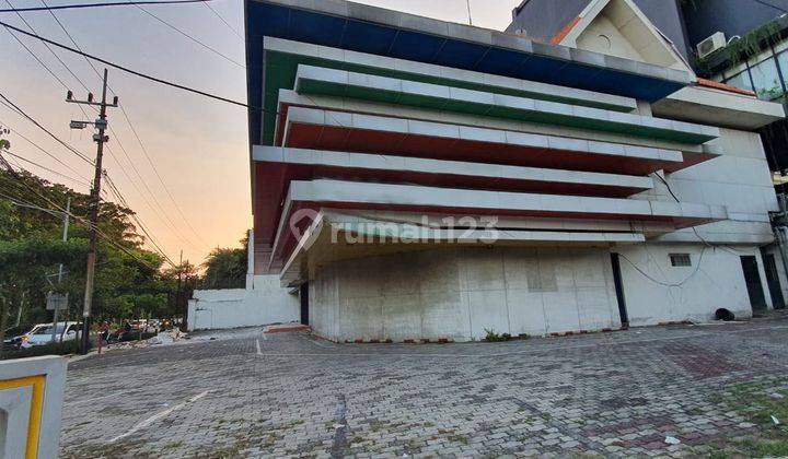 Rumah Usaha Posisi Hook Daerah Komersial Raya Dr. Sutomo Pusat Kota Surabaya  2