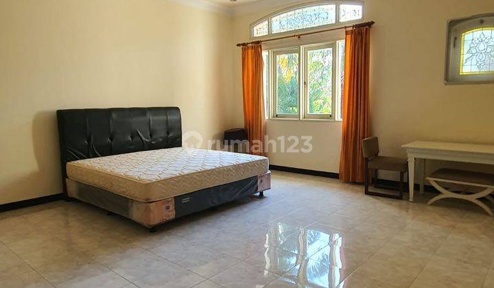 Rumah Pakuwon Indah Furnished Lengkap Di Villa Bukit Regency Surabaya Barat 2