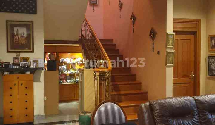 Rumah Modern Galaxi Bumi Permai Surabaya Timur 2