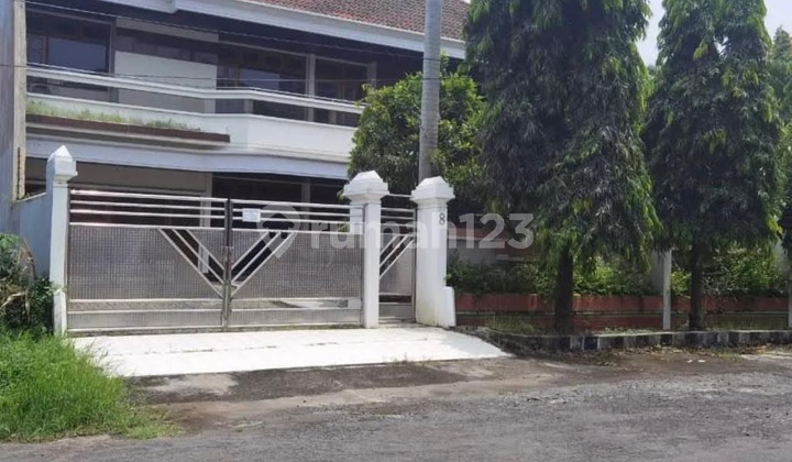 Rumah Siap Huni Di Puncak Permai Utara Surabaya Barat