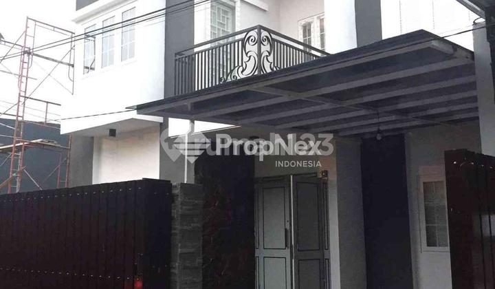 tampak depan rumah gading indah regency surabaya