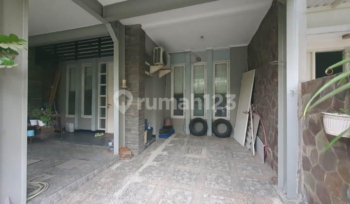 Rumah Terawat Siap Huni Vila Valensia Surabaya Barat 2