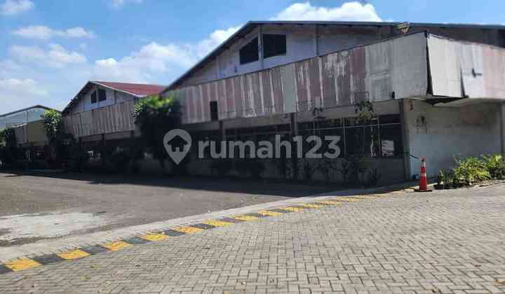Ready-to-Use Strategic Warehouse, Raya Rungkut, East Surabaya