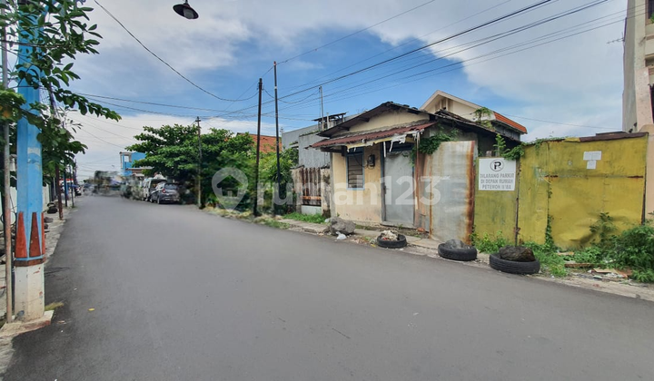 Lahan Kosong Di Jl. Petemon Pusat Kota Surabaya