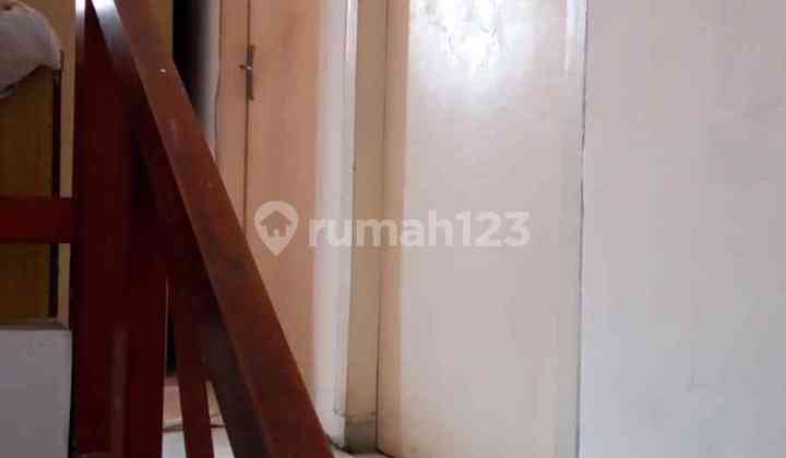 Well Maintained Strategic House in East Tenggilis Surabaya 2