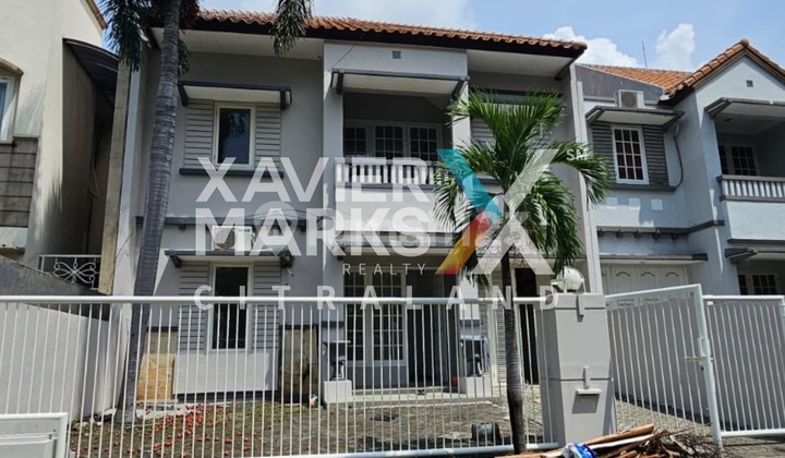 Rumah Citraland Villa Sentra Raya Lokasi Istimewa Depan Taman