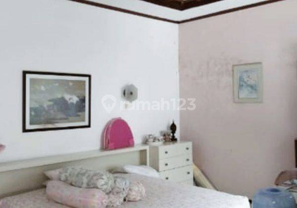 Dijual Rumah SHM di Manyar Rejo, Surabaya 2