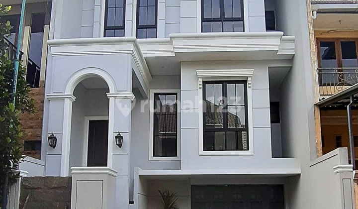 Rumah Baru Gress di Graha Family, Surabaya Barat (BB)
