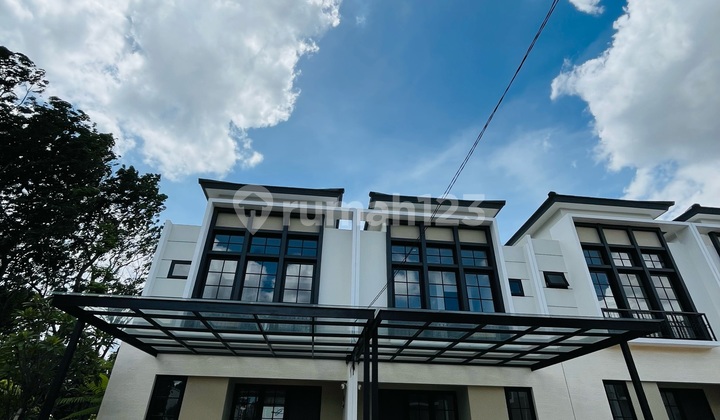 Luxury House 2 Lantai Area Kota Bekasi 2