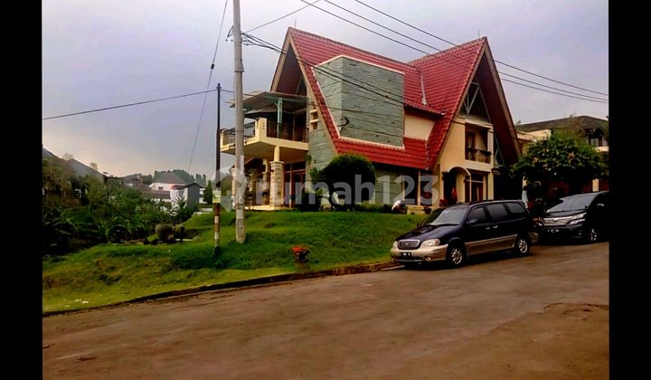 Rumah Villa Mewah Harga Murah Sejuk Bandung Utara