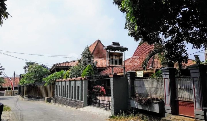 Rumah Klasik Nyaman Joglo Siap Huni Bisa Usaha Jatibening Bekasi 2