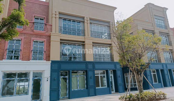 Ruko Shopping Street Pertama di Indonesia Limited Unit 4