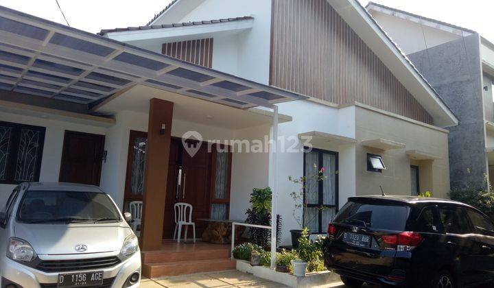 Rumah Asri di Cluster Cirendeu 1