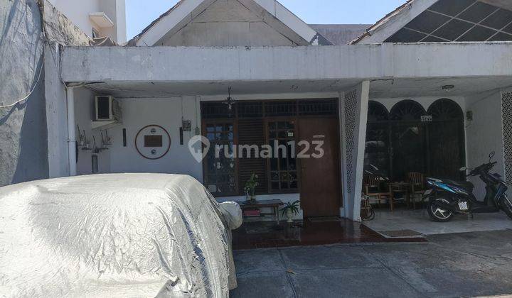 Rumah Luas Di Slipi Cocok Untuk Usaha Atau Kosan 1