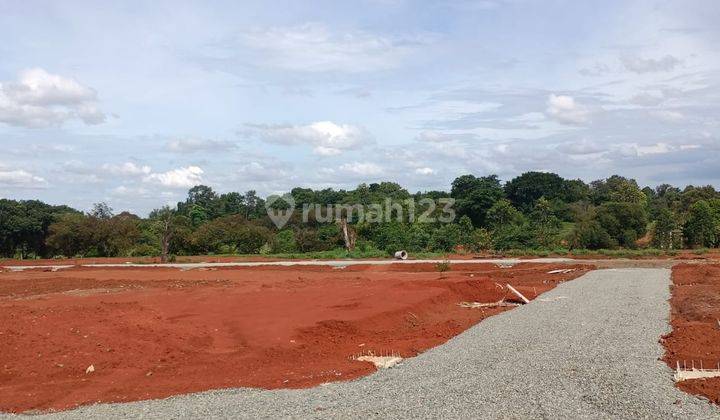 Tanah Kavling Lapangan Golf Danau Alami di Sawangan 1