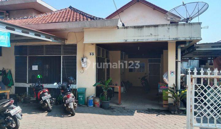 Rumah lama pinggir jalan Cirendeu Raya 1