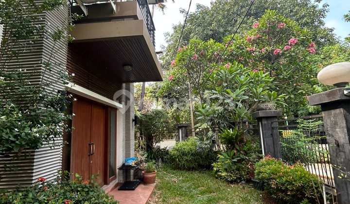 Good Corner House Near Penabur Jts Kelapa Gading Jakarta