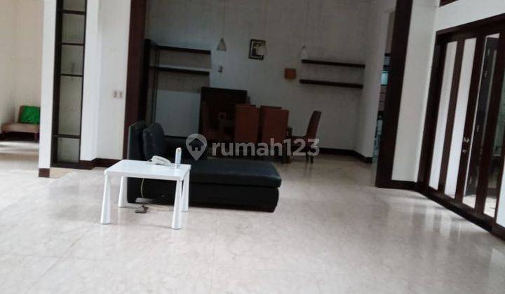 Rumah Mewah Bagus Timur di Villa Gading Indah Kelapa Gading Jakarta 1